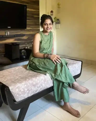 Nadbai Call Girls